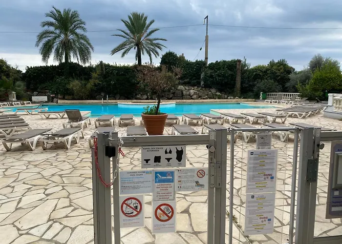 Bord De Mer, Terrasse, A Pieds كان